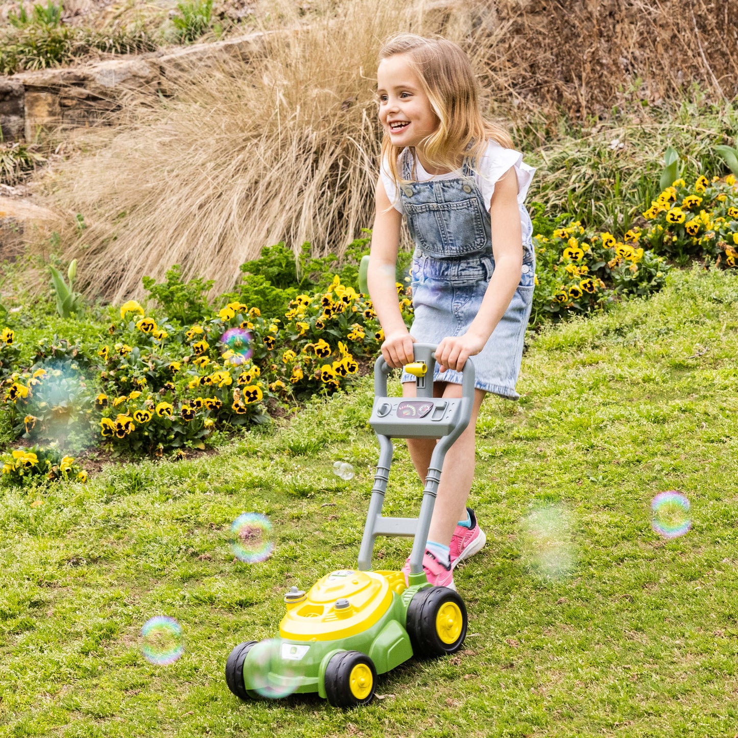 John Deere Bubble 'N' Go Mower - MCELX3209070