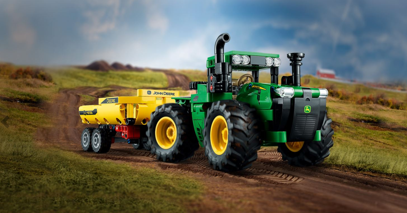 LEGO® Technic John Deere 9620R 4WD Tractor set