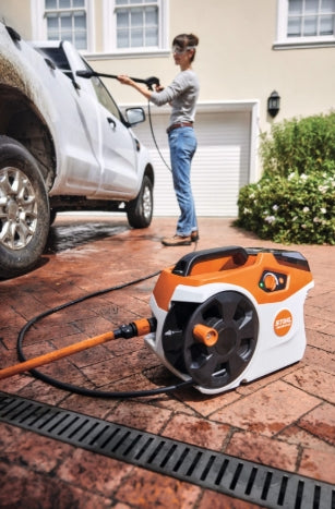 REA 60 PLUS Cordless Pressure Washer - AK System