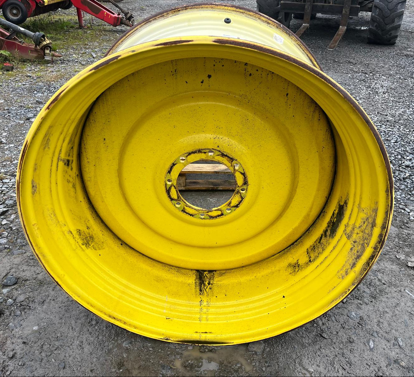 Used 25x42 John Deere Solid Wheel Rim