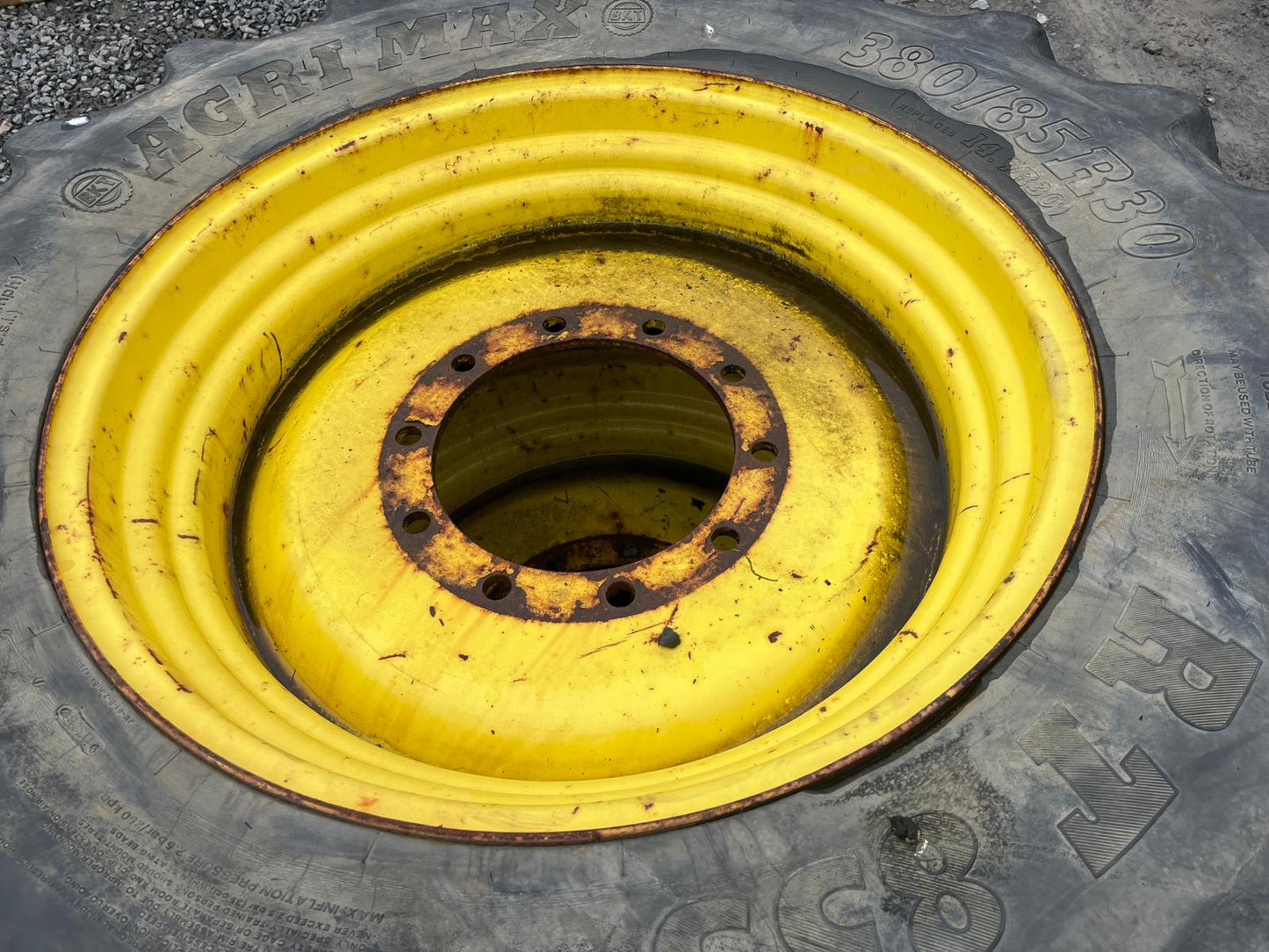 Used Set of John Deere Row Crop Wheels 380/90R46 & 380/85R30 BKT tyres