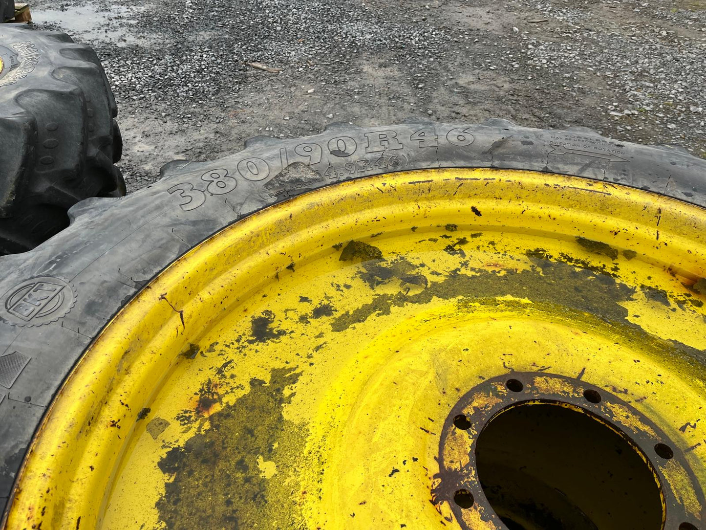 Used Set of John Deere Row Crop Wheels 380/90R46 & 380/85R30 BKT tyres
