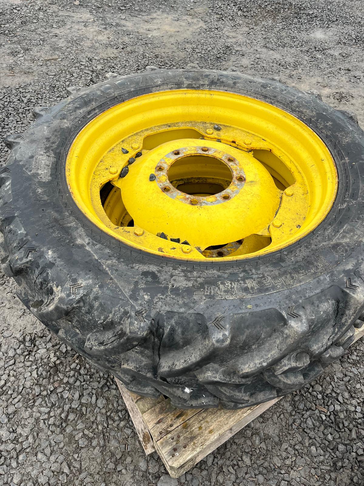 Used Set of Adjustable Row Crop Wheels Alliance 13.6R48 with 12.4R32 Fronts